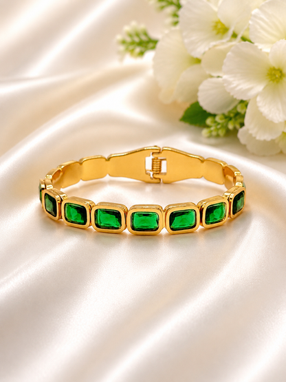 Emerald Royale Tennis Kada