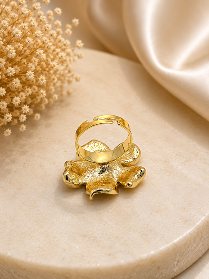 Golden Daisy Pearl Ring