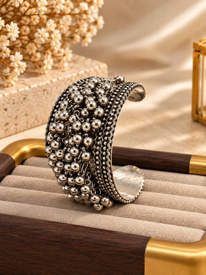 OXIDIZED ANTIQUE BRACELET