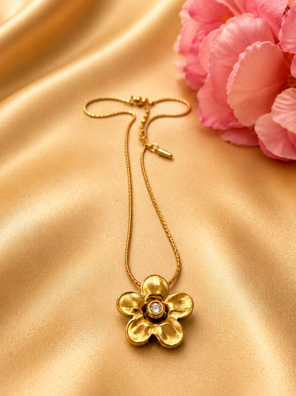 Golden Daisy Crystal Pendant Necklace