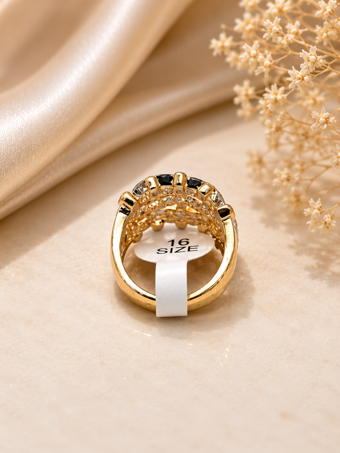Luxe Link Ring