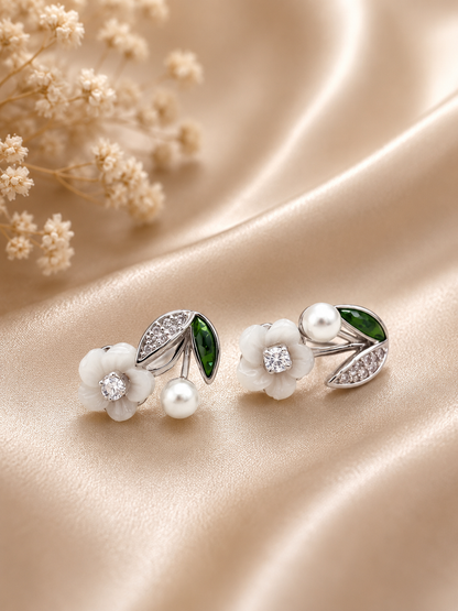 Lily Pearl Earrings