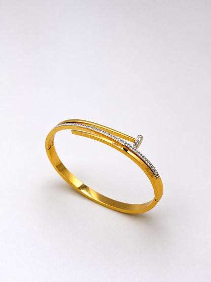Sleek Nail Kada