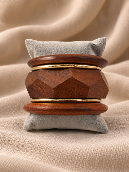 WOODEN   BANGLE