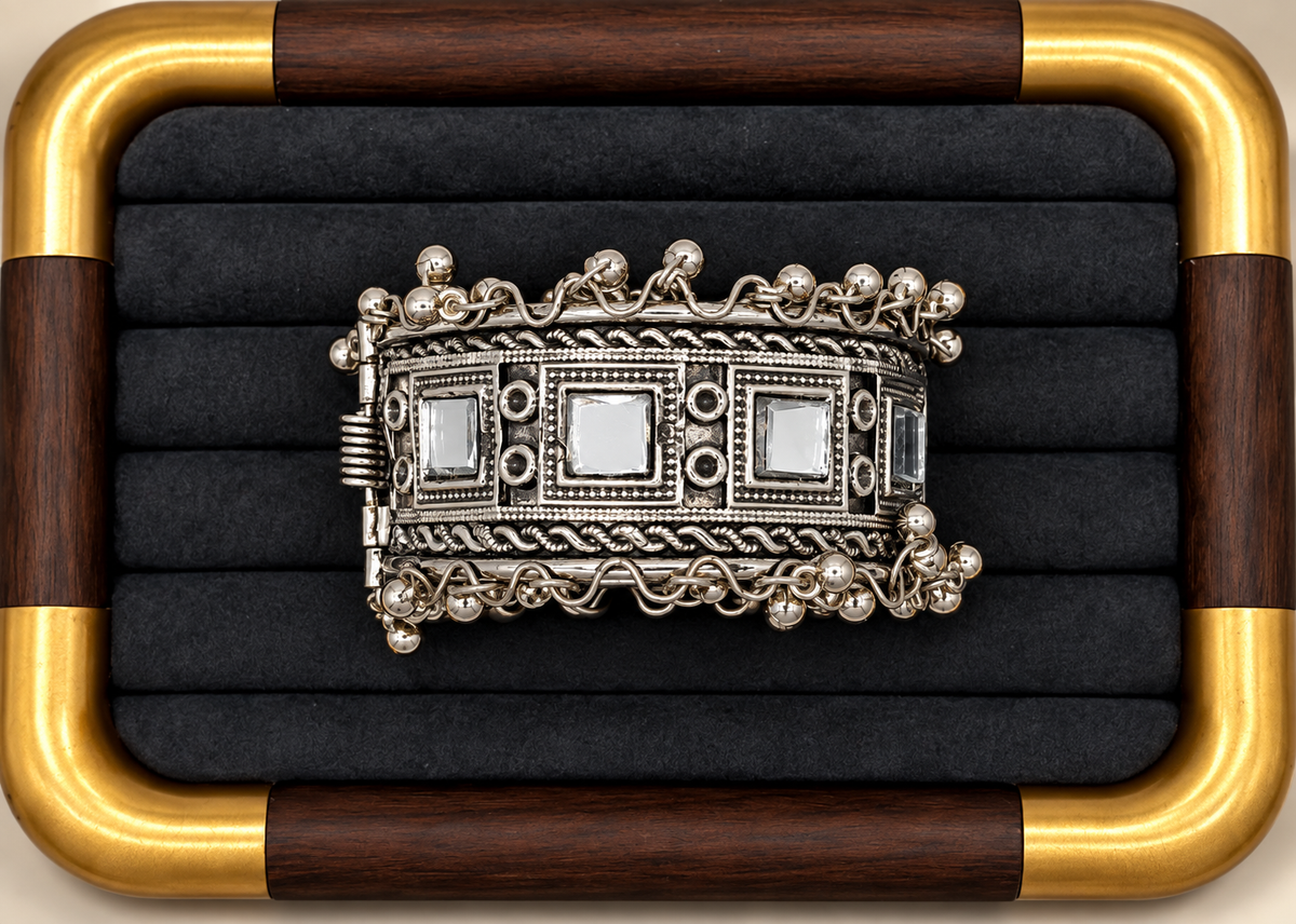 Antique Silver Geometric Tribal Statement Kada
