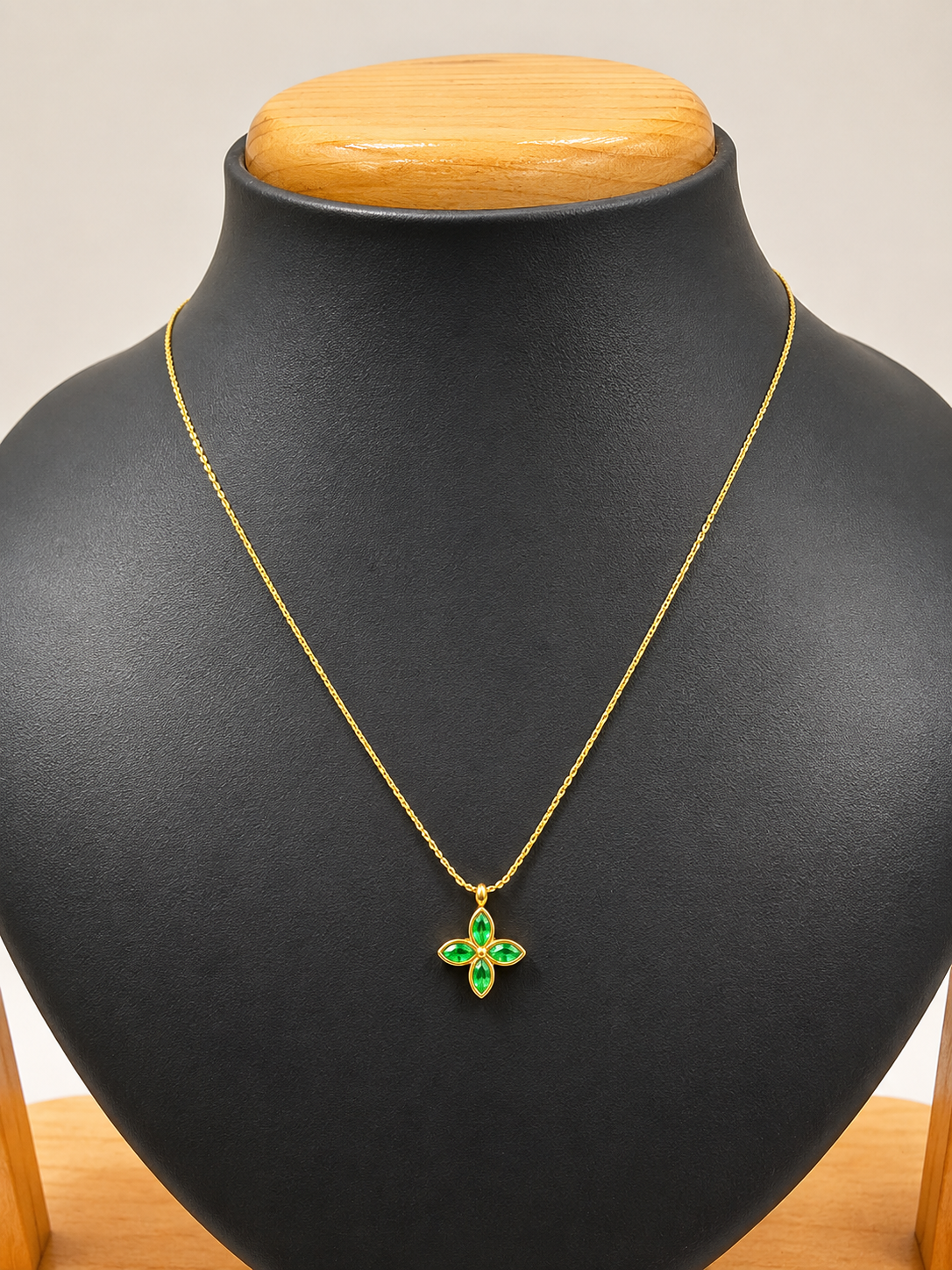 Golden Emerald Floral Necklace
