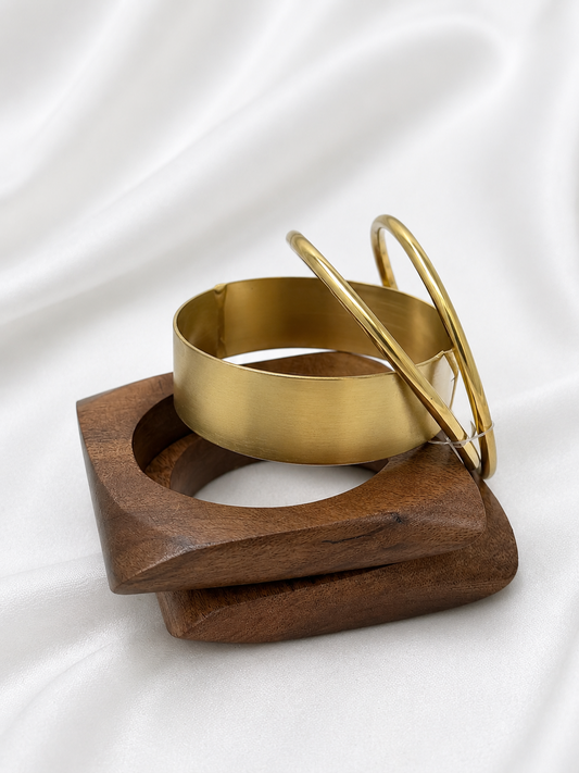 WOODEN   BANGLE