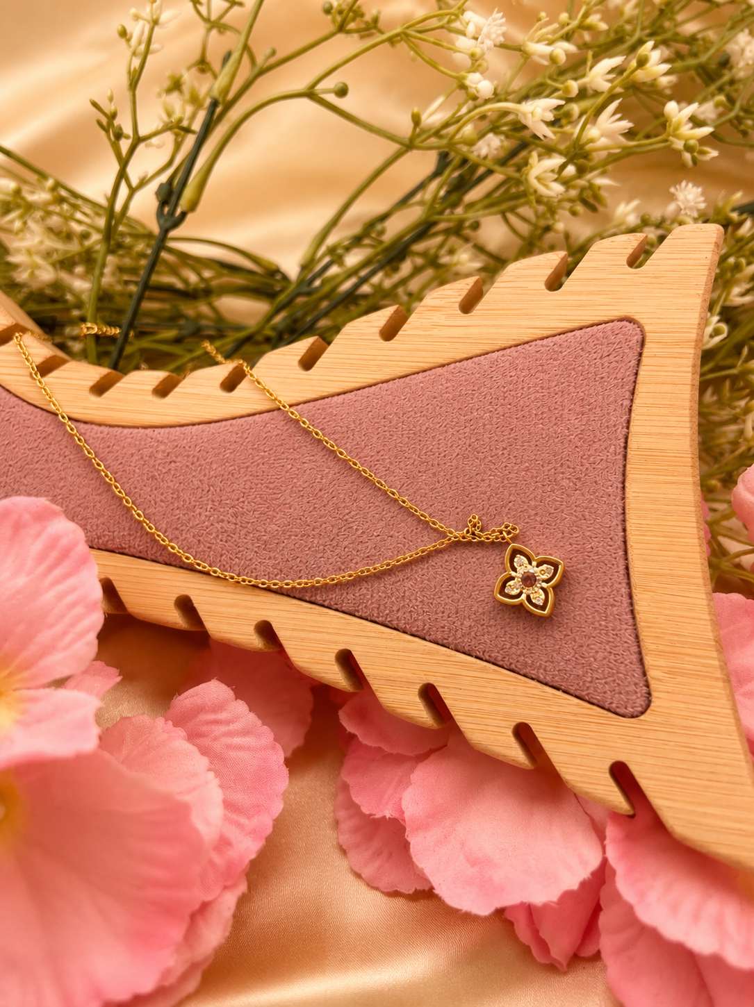 Golden Crystal Clover Pendant Necklace
