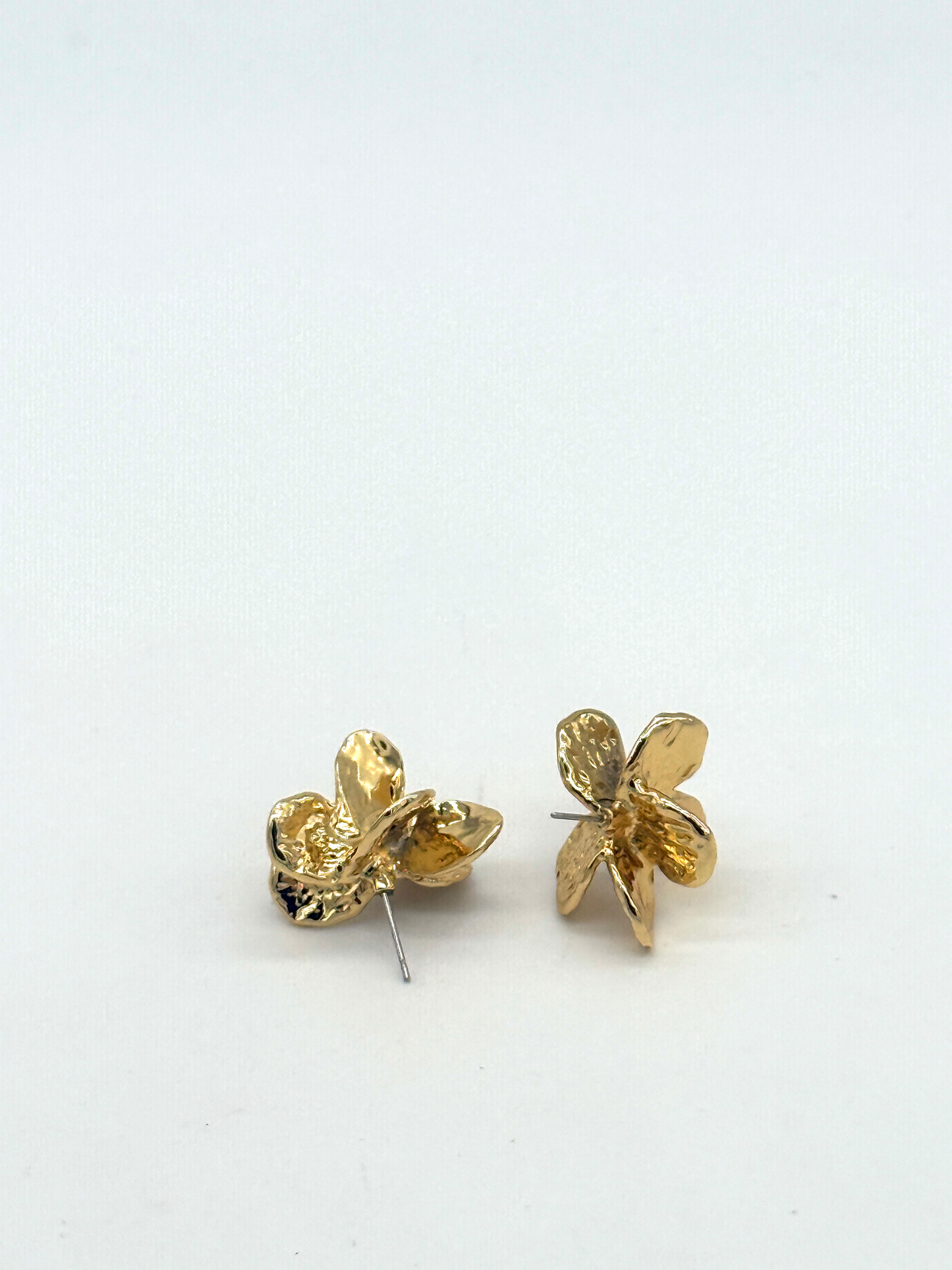 Gold Iris Stud Earrings