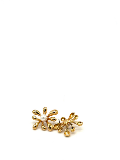 Gold Pearl Daisy Stud Earrings