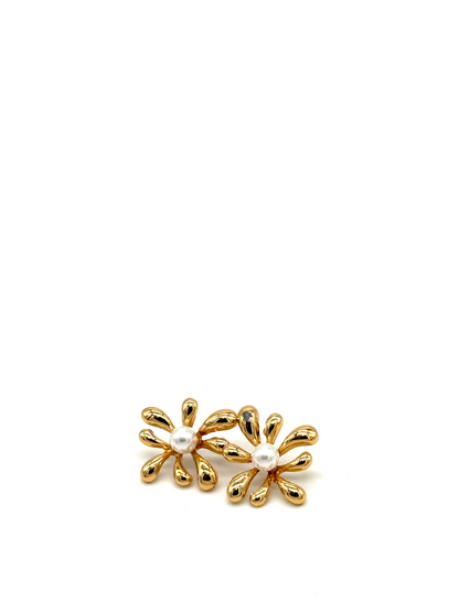 Gold Pearl Daisy Stud Earrings